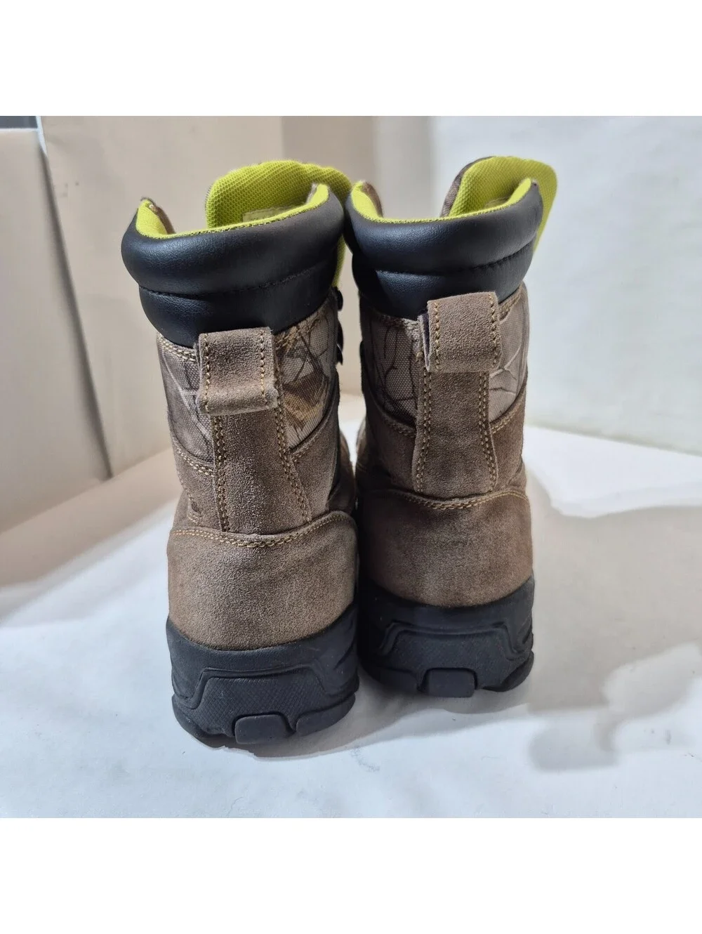 Itasca Big Buck Realtree Thinsulate 800 Gram Waterproof Boots Youth Sz 5 Hunt